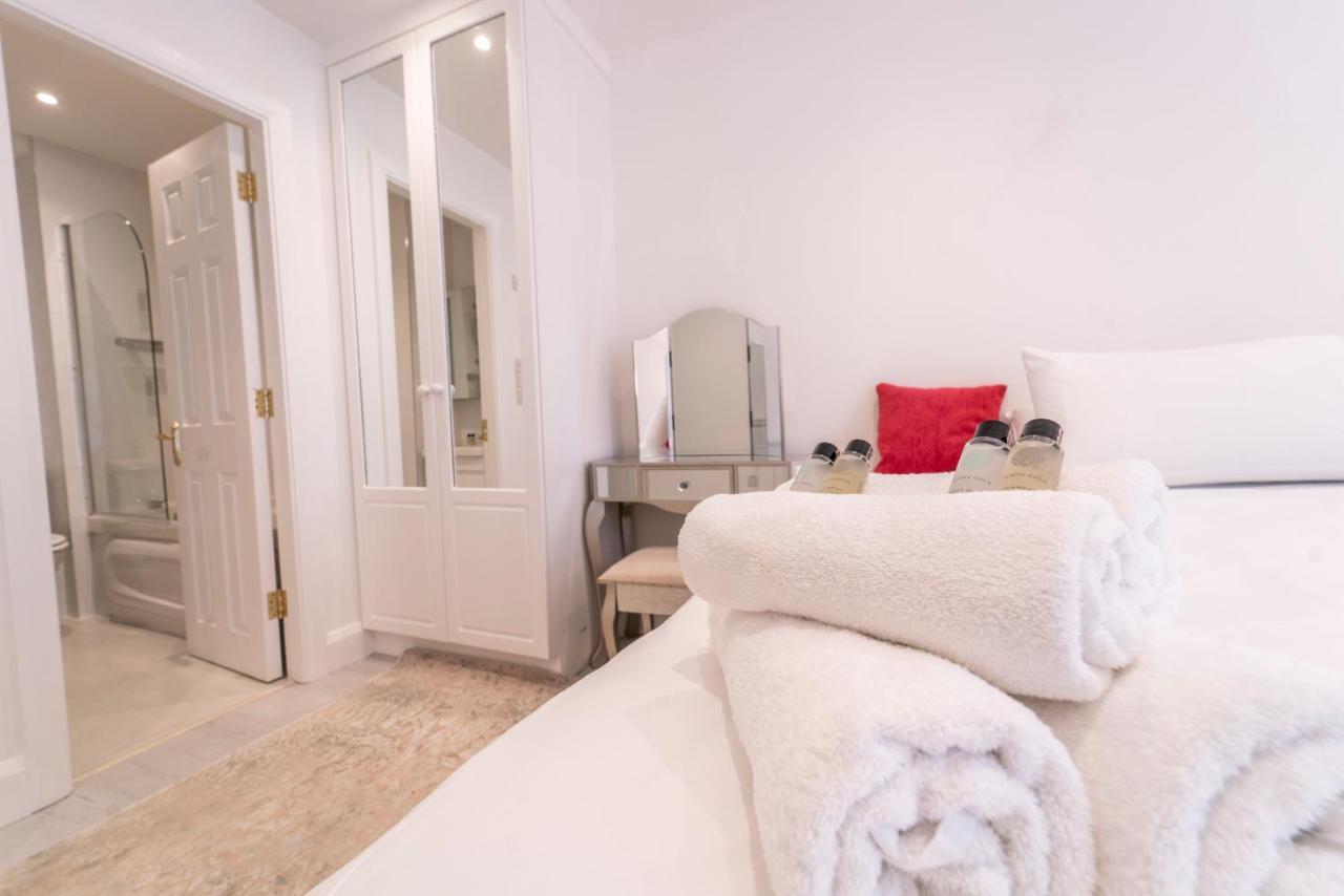 Luxurious Seaside Apartment Galway Eksteriør billede