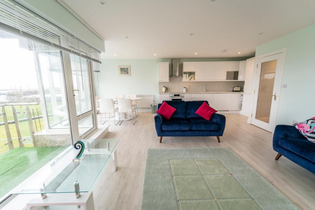 Luxurious Seaside Apartment Galway Eksteriør billede