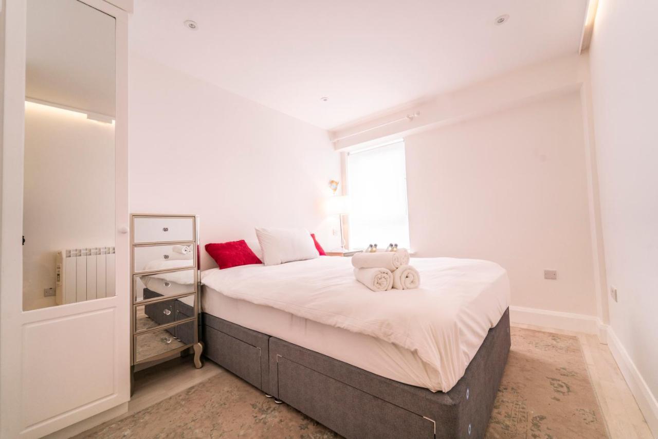 Luxurious Seaside Apartment Galway Eksteriør billede